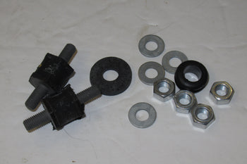 13-1953 Norton 1968 fastback oil tank mounting kit UK Made Commando 03-3057 00-0012