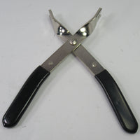 Lucas bullet terminal closing tool