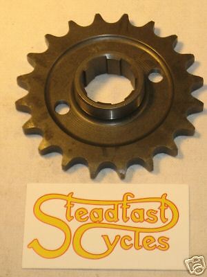 TRIUMPH 18T front Tranny Sprocket 4 speed unit 650 4 speed UK Made 57-1917