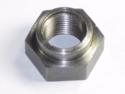 Triumph 57-1047 NUT mainshaft securing 5T 6T T100 T110 T120 BSA A65 A50