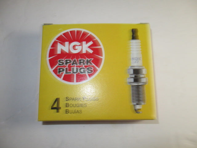 B7hs NGK Spark Plug B7HS | Steadfast Cycles