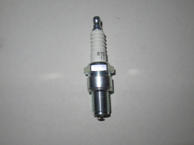 thumbnail image 2 of NGK B7ES Spark Plug - 14mm X 19mm - NOS Fit Suzuki RM250 RL250 GT550 2 of 5