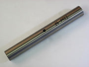 06-0453 swingarm spindle Norton Commando